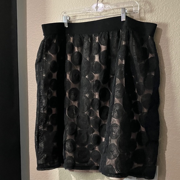 Lane Bryant Dresses & Skirts - Lane Bryant Black Textured A-Line Skirt